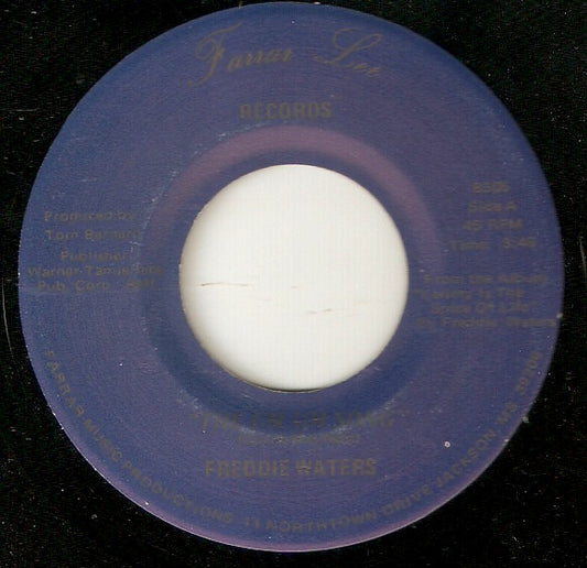 Freddie Waters : The Um Um Song  (7", Single)