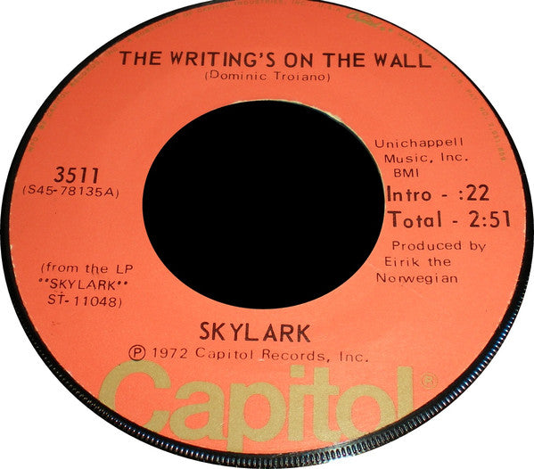 Skylark (3) : Wildflower / The Writing's On The Wall (7", Single, Jac)