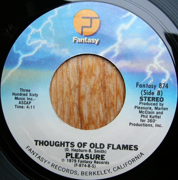 Pleasure (4) : Glide / Thoughts Of Old Flames (7", Single)