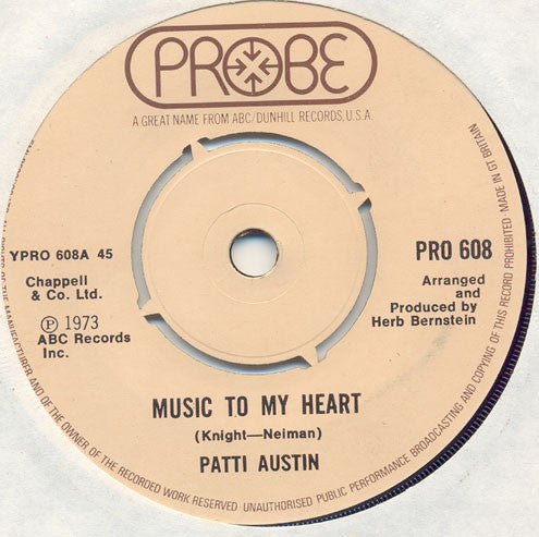 Patti Austin : Music To My Heart / Love 'Em And Leave 'Em Kind Of Love (7", Single, Pus)