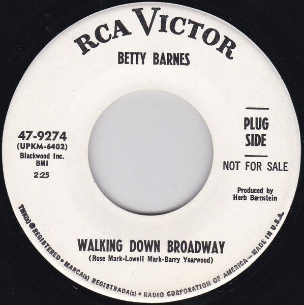 Betty Barnes (2) : Walking Down Broadway (7", Single, Promo)