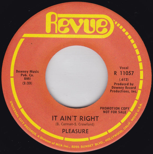 Pleasure (15) : Born A Girl / It Ain't Right (7", Promo)